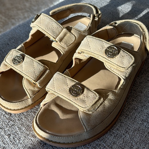 Chanel sandals size40 - Picture 1 of 11